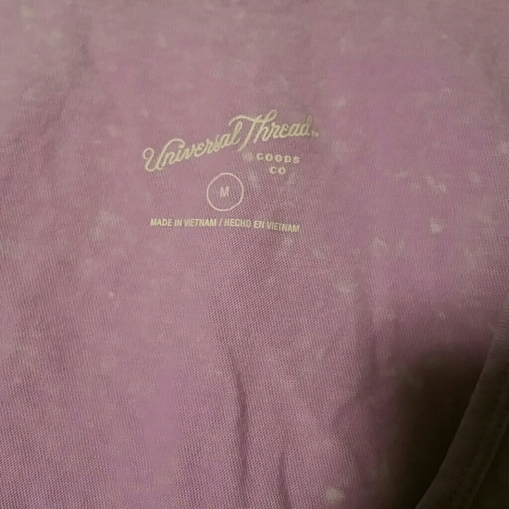 Universal Threads - Picture 4 of 4